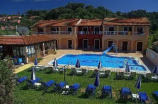 Apartment Koursaros *